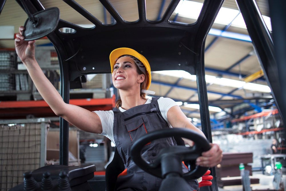 The Advantages of Investing in Very Narrow Aisle Forklifts for Small Warehouses